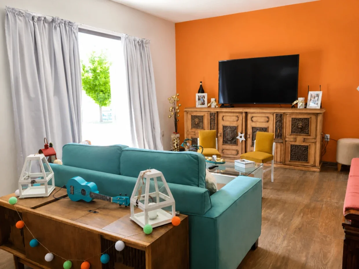 Casa en venta de 4 habitaciones y cochera doble en San Rafael - Imagen 2