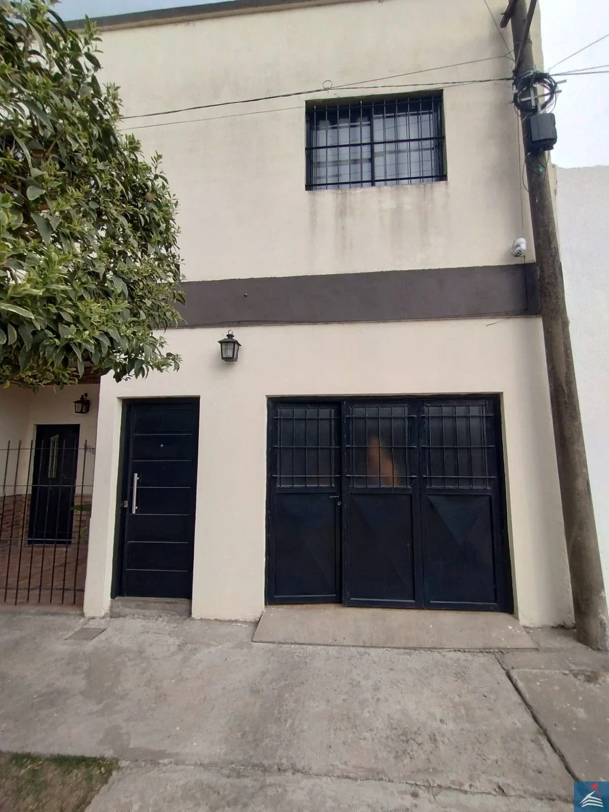 Casa en venta c/ cochera en San Pedro - Imagen 1
