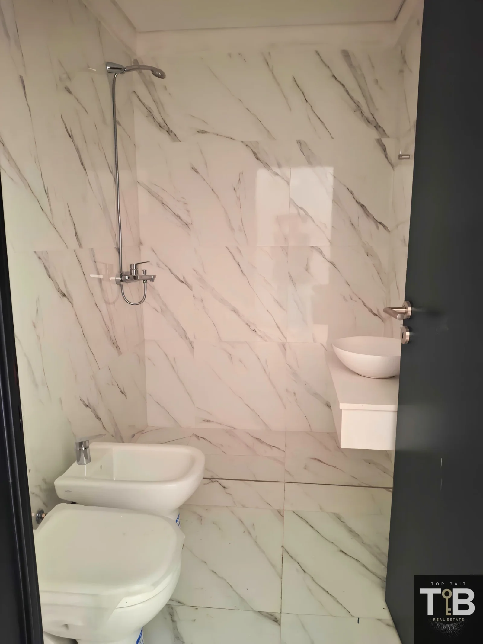 Monambiente con balcón - amenities - A ESTRENAR - Belgrano - Imagen 5