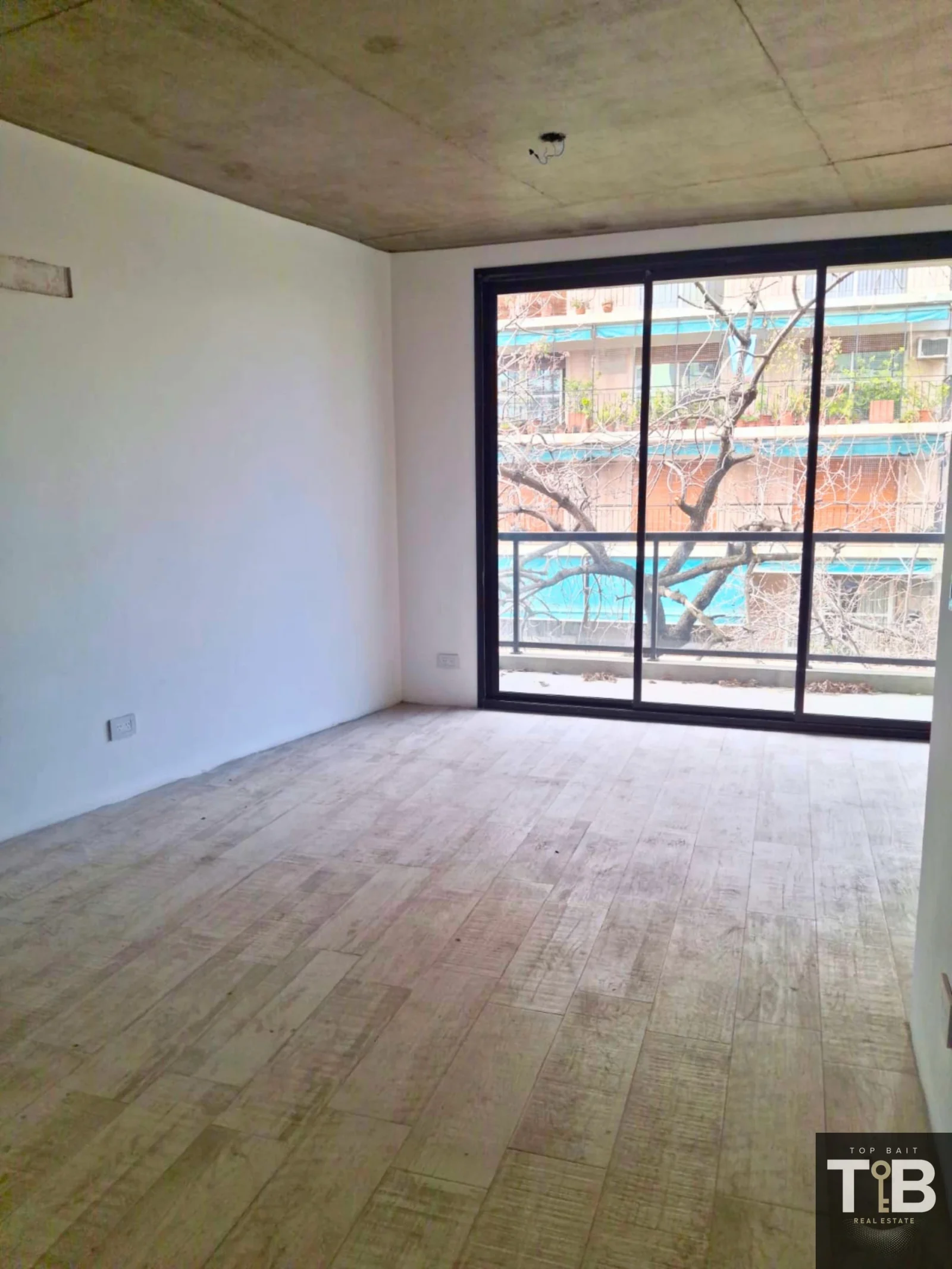 Monambiente con balcón - amenities - A ESTRENAR - Belgrano - Imagen 1