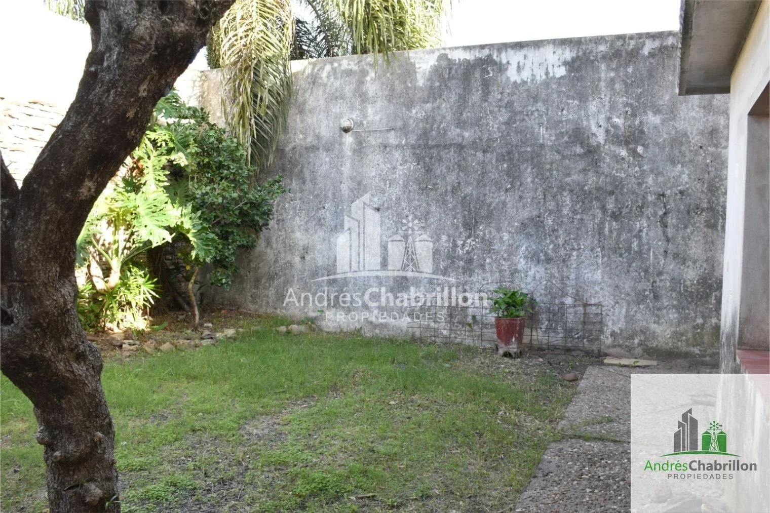 Casa en alquiler c/ cochera en Concordia - Imagen 2