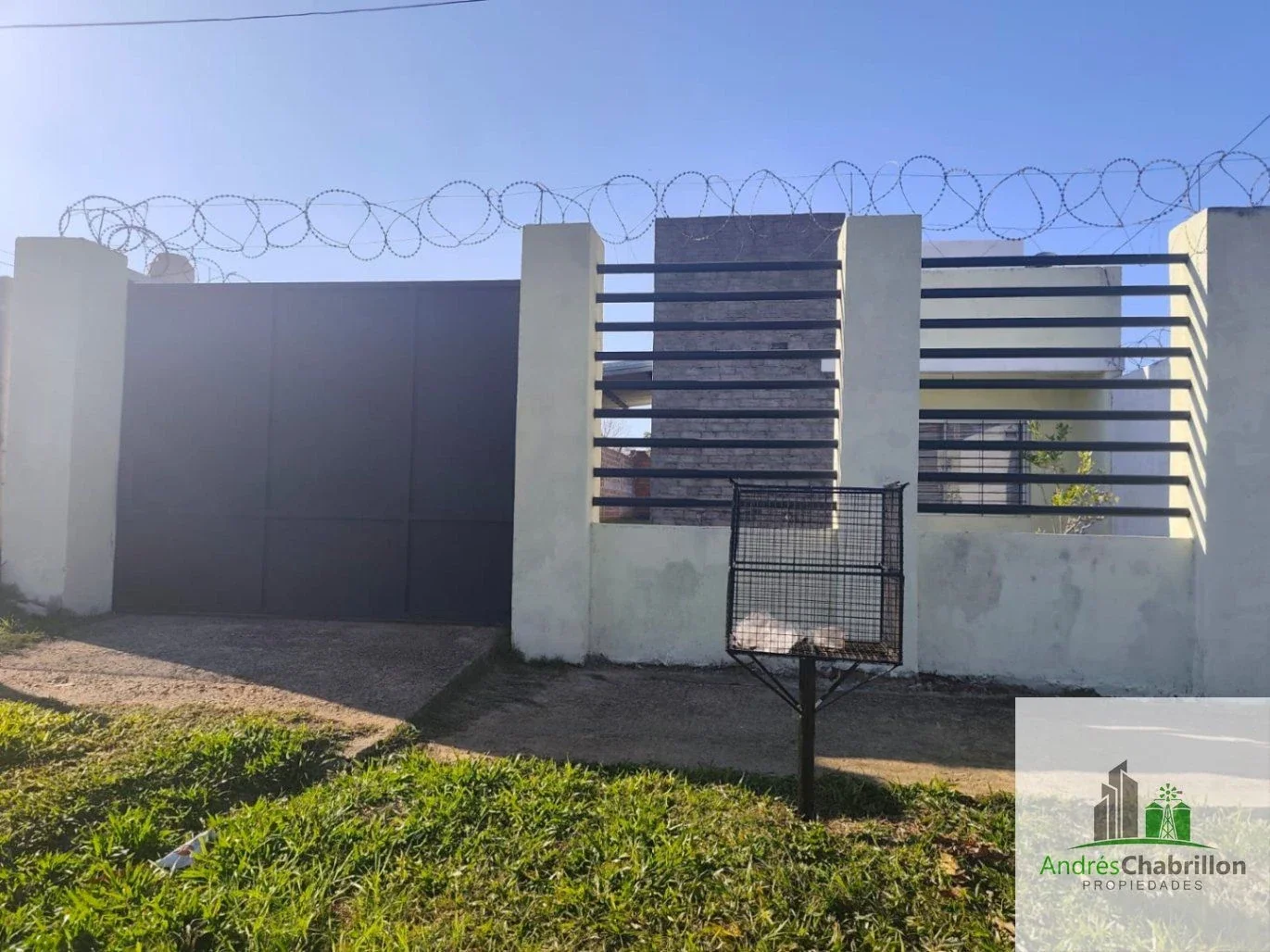Casa en alquiler c/ cochera en Concordia - Imagen 3