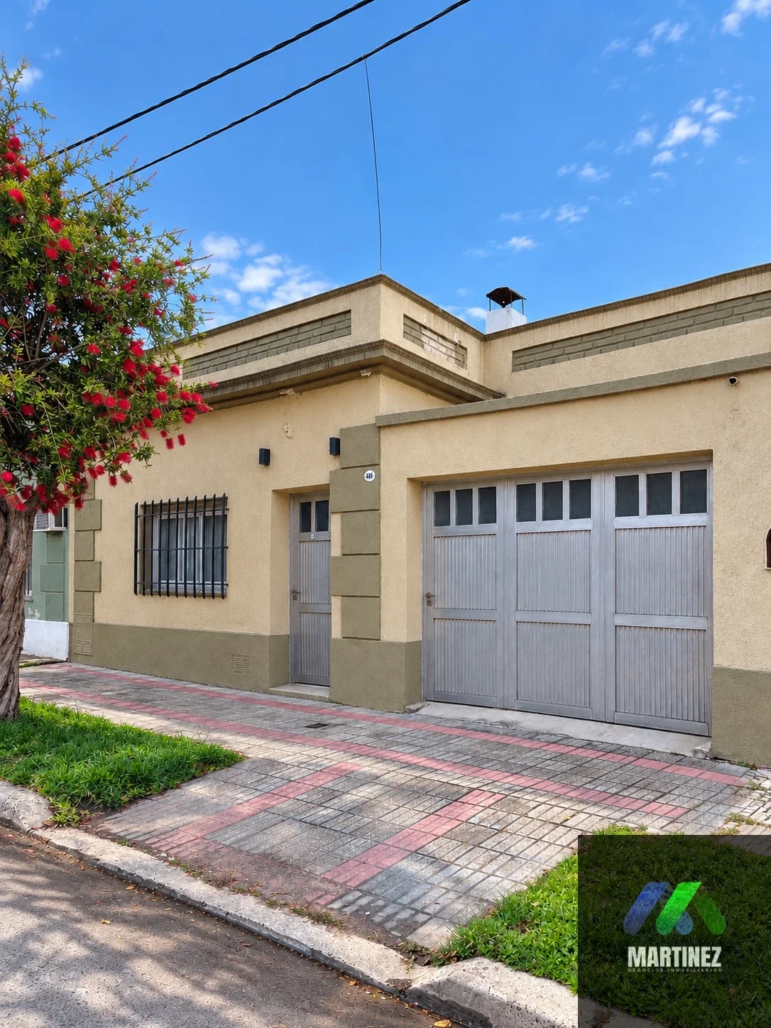 Casa en venta c/ cochera en Gualeguaychú - Imagen 1