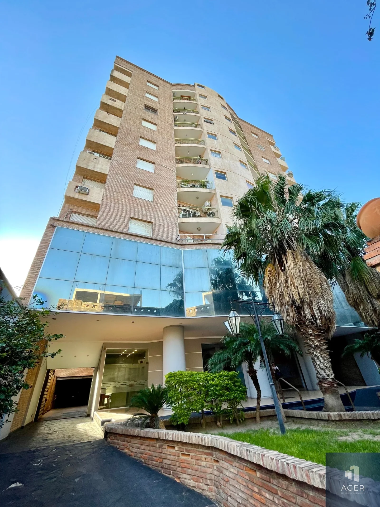 ALQUILA DEPARTAMENTO / 2 DORMITORIOS - ZONA CENTRO - Imagen 1