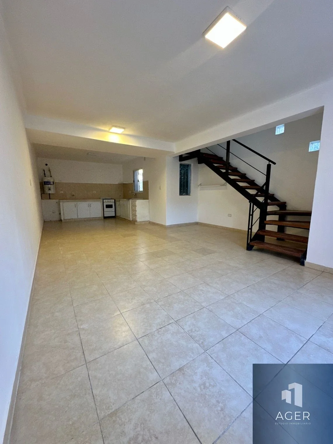 ALQUILA DUPLEX / ZONA ALTA - Imagen 2