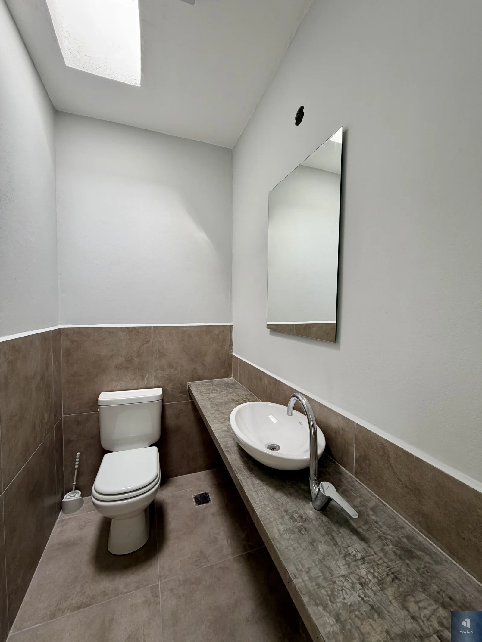 ALQUILA DUPLEX EJECUTIVO / ZONA ALTA - Imagen 2