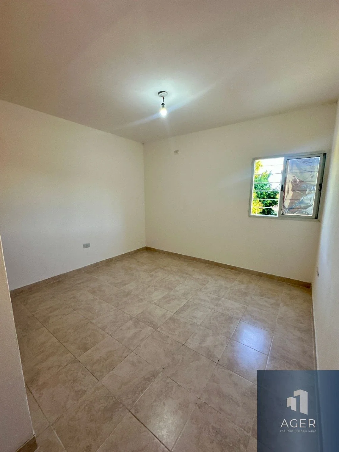 ALQUILA DUPLEX / ZONA ALTA - Imagen 4