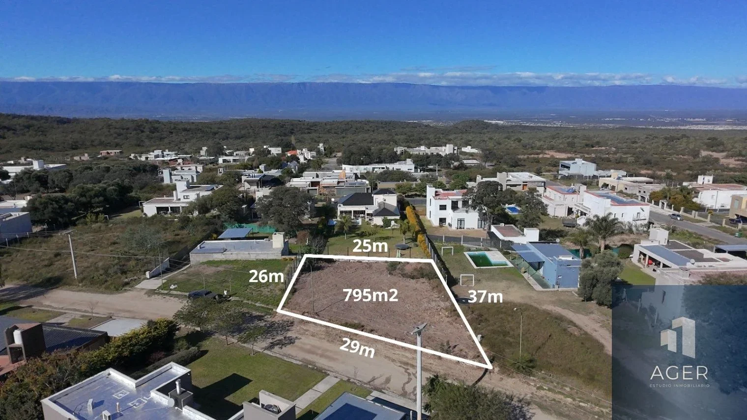VENDE LOTE / EN LA ESTANCITA - Imagen 1