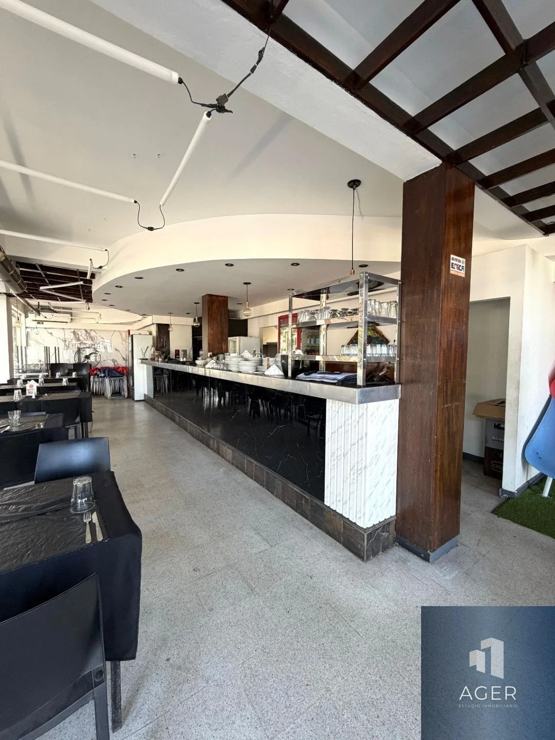 ALQUILA LOCAL GASTRONOMICO / SOBRE AV. GALINDEZ - Imagen 3