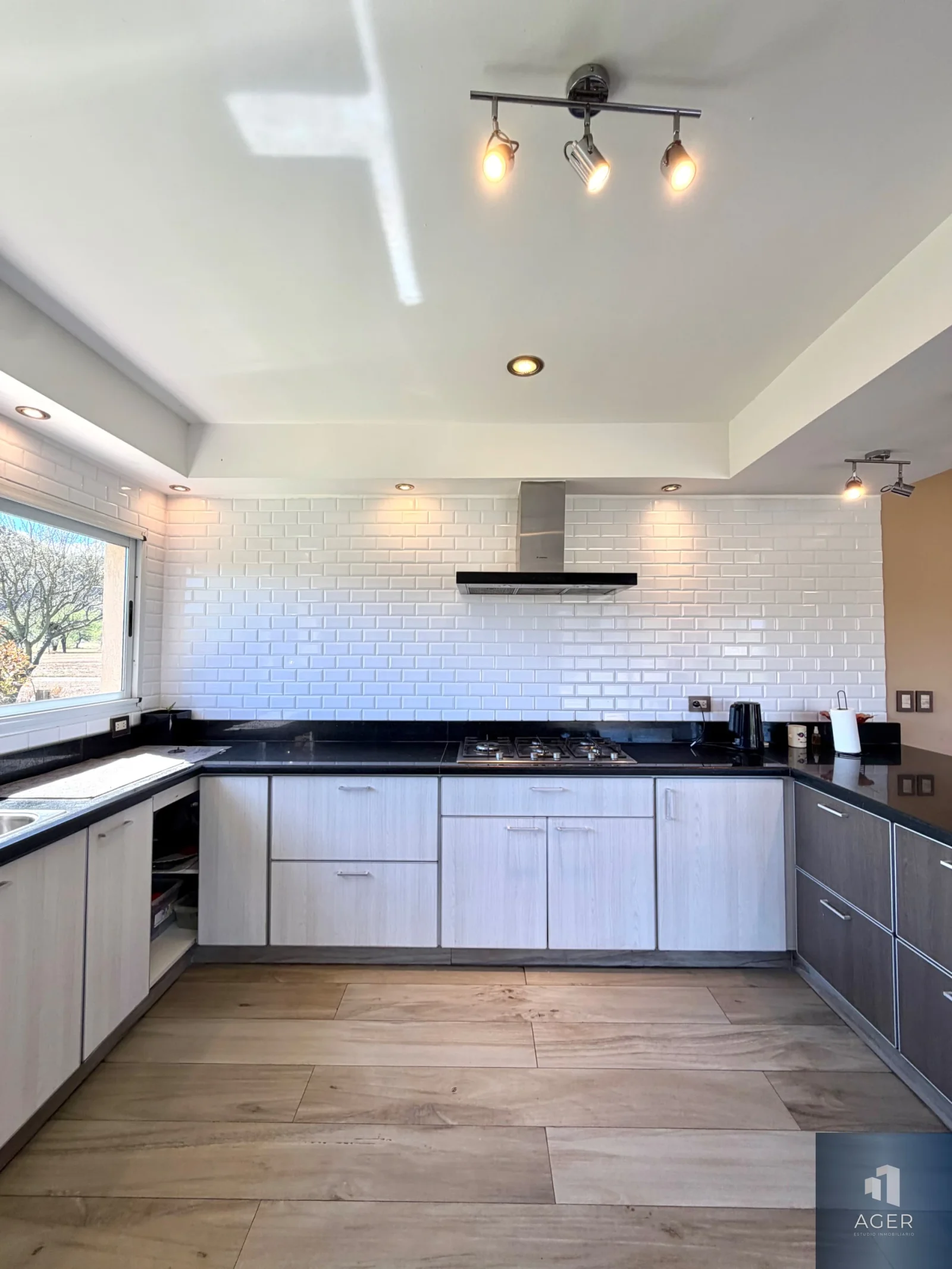 VENDE CASA EJECUTIVA / CHACRAS DEL VALLE NUEVO - Imagen 5
