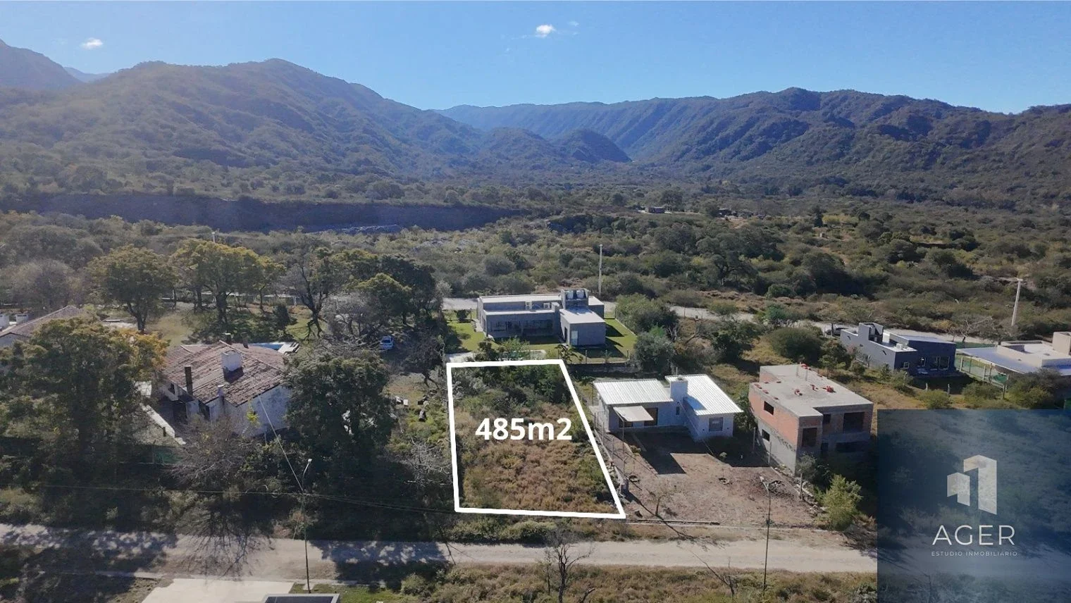VENDE LOTE / EN LA ESTANCITA - Imagen 1