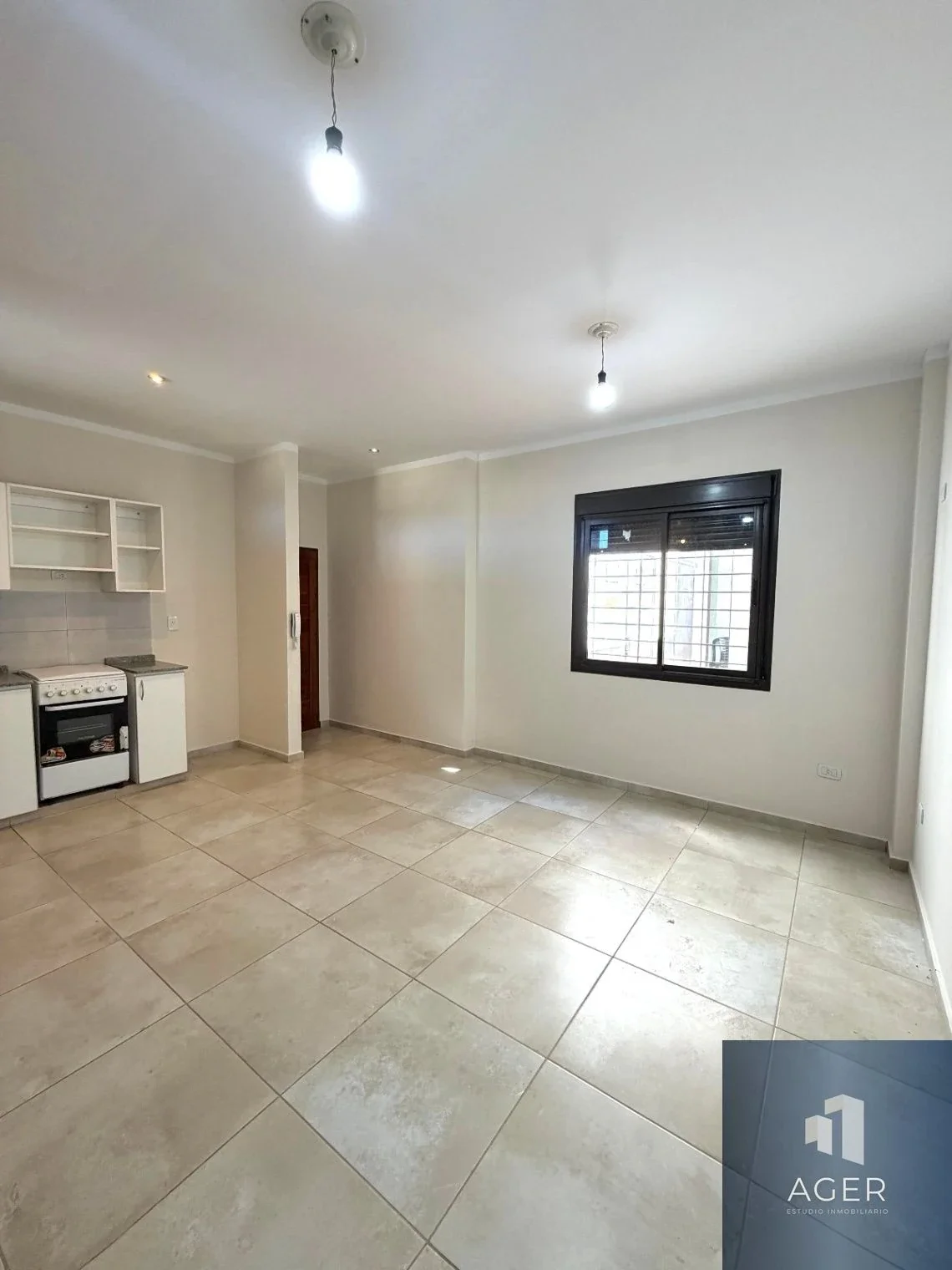 ALQUILA DEPARTAMENTO / 1 DORMITORIO ZONA CENTRO - Imagen 4