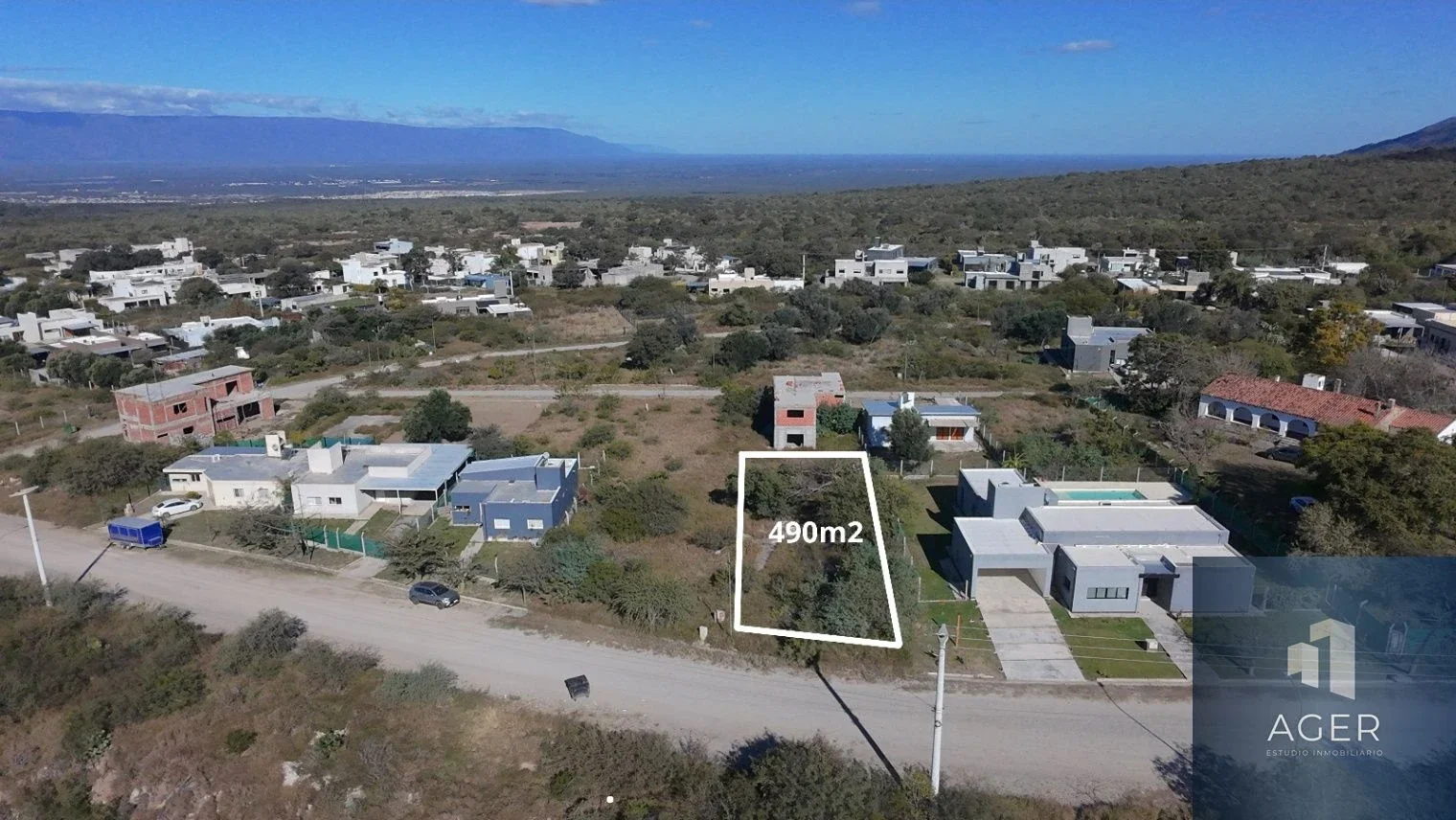 VENDE LOTE / EN LA ESTANCITA - Imagen 1