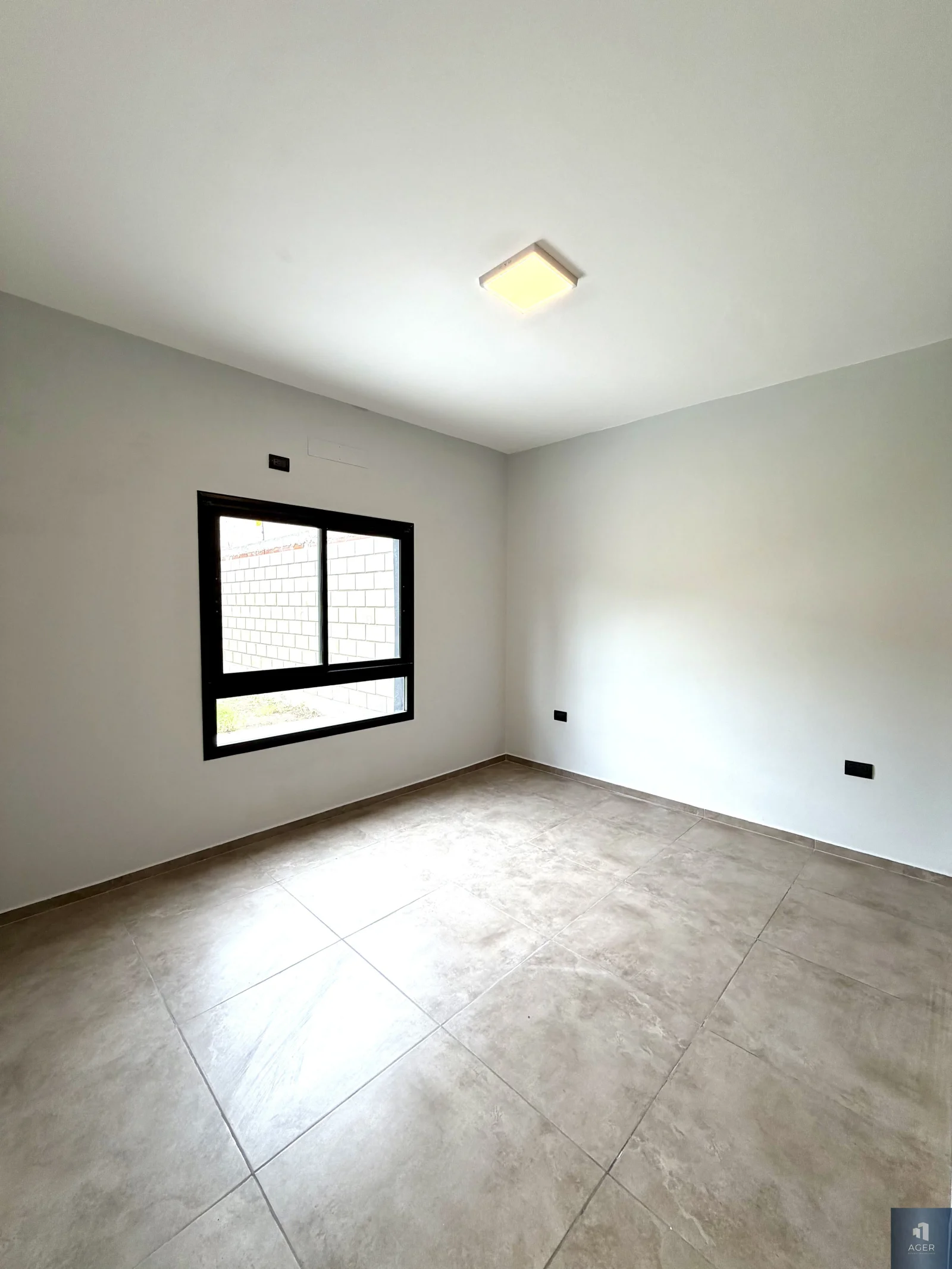 ALQUILA DUPLEX EJECUTIVO / ZONA ALTA - Imagen 5