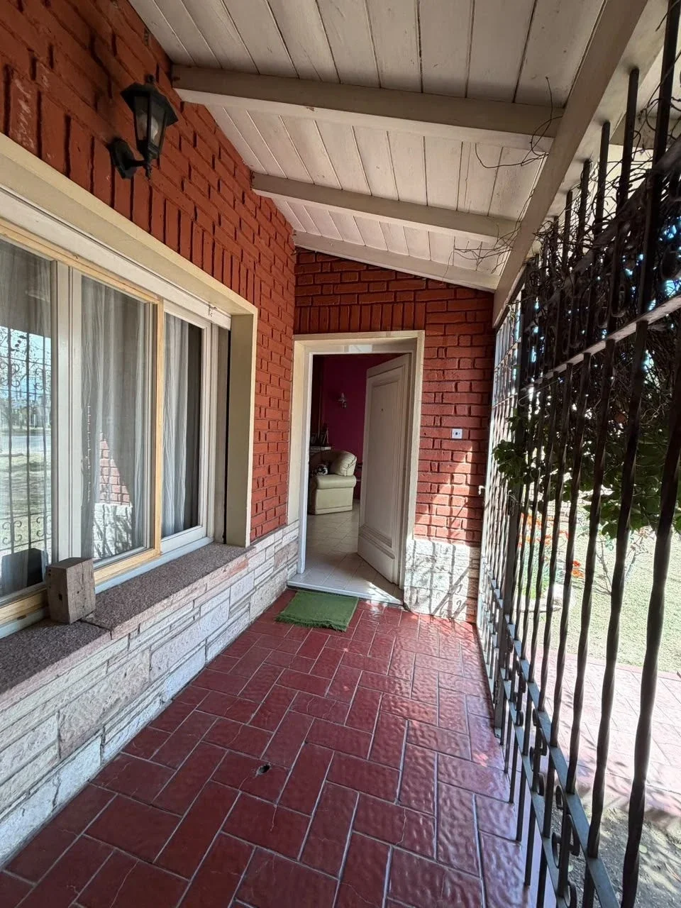 Casa en venta c/ cochera en San Rafael - Imagen 3