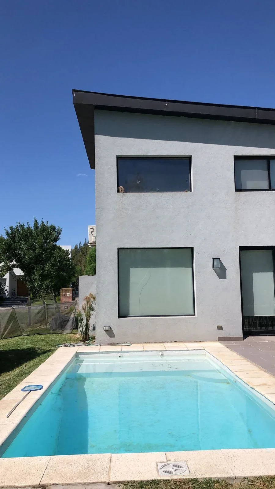 Casa en  Barrio Los Olivares, 4 ambientes con piscina - Imagen 3