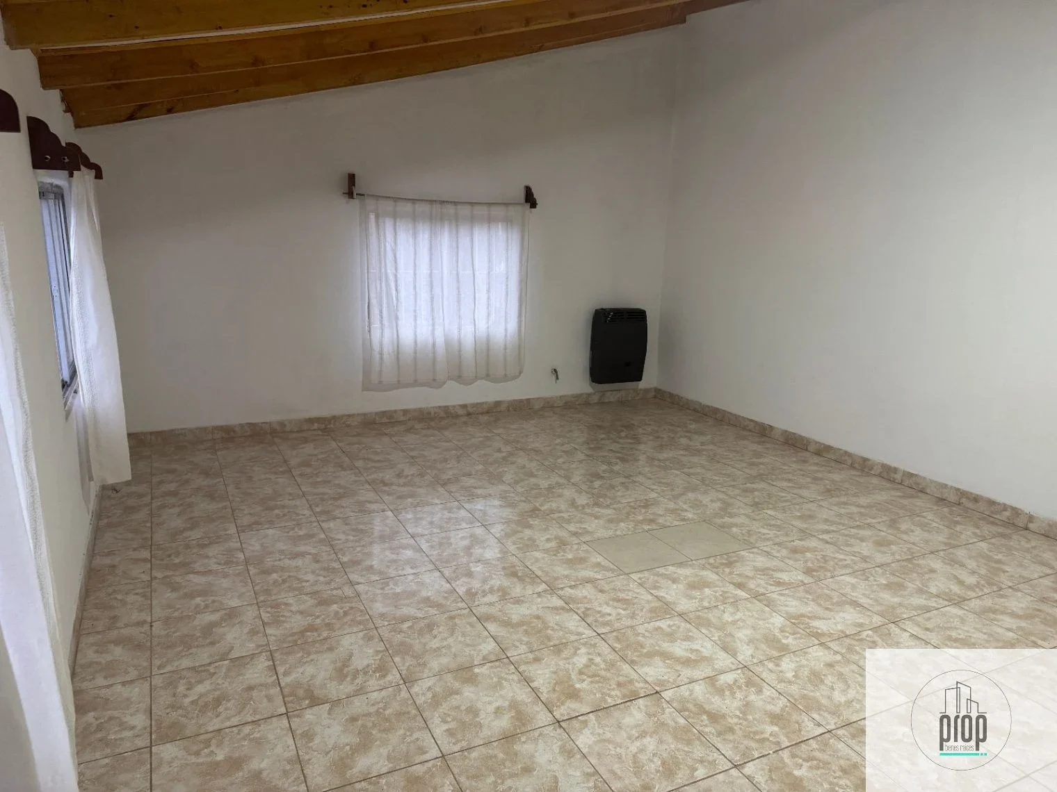 Departamento en alquiler en Centenario - Imagen 4