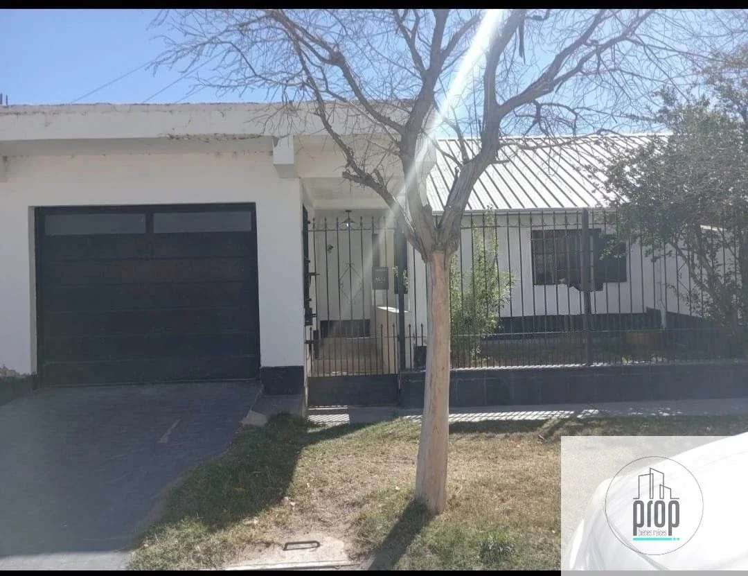 Casa en venta c/ cochera en Confluencia Urbana - Imagen 1