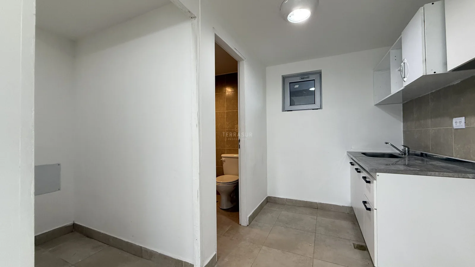 Local comercial en alquiler ubicado en Ushuaia - Imagen 5
