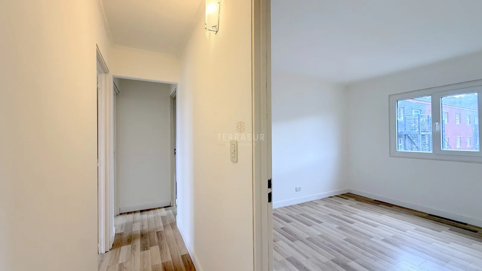 Excelente departamento de 4 dormitorios y 2 Baños en las 300 viviendas! - Imagen 5