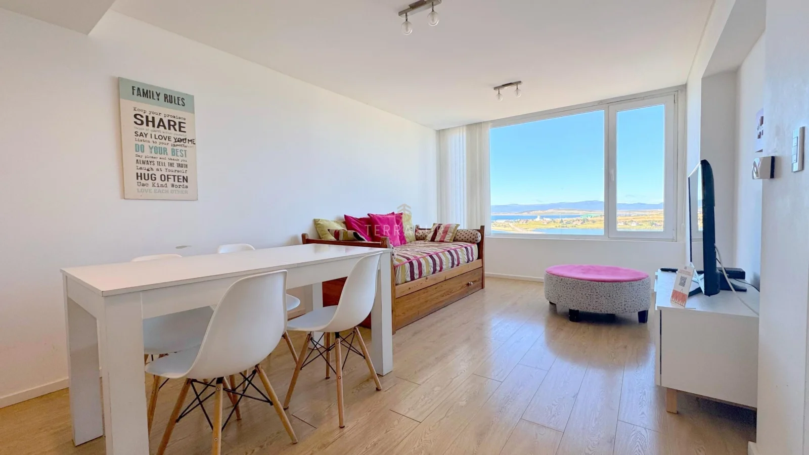Depto. céntrico y amoblado c/ amenities con vista al Beagle!!! - Imagen 1