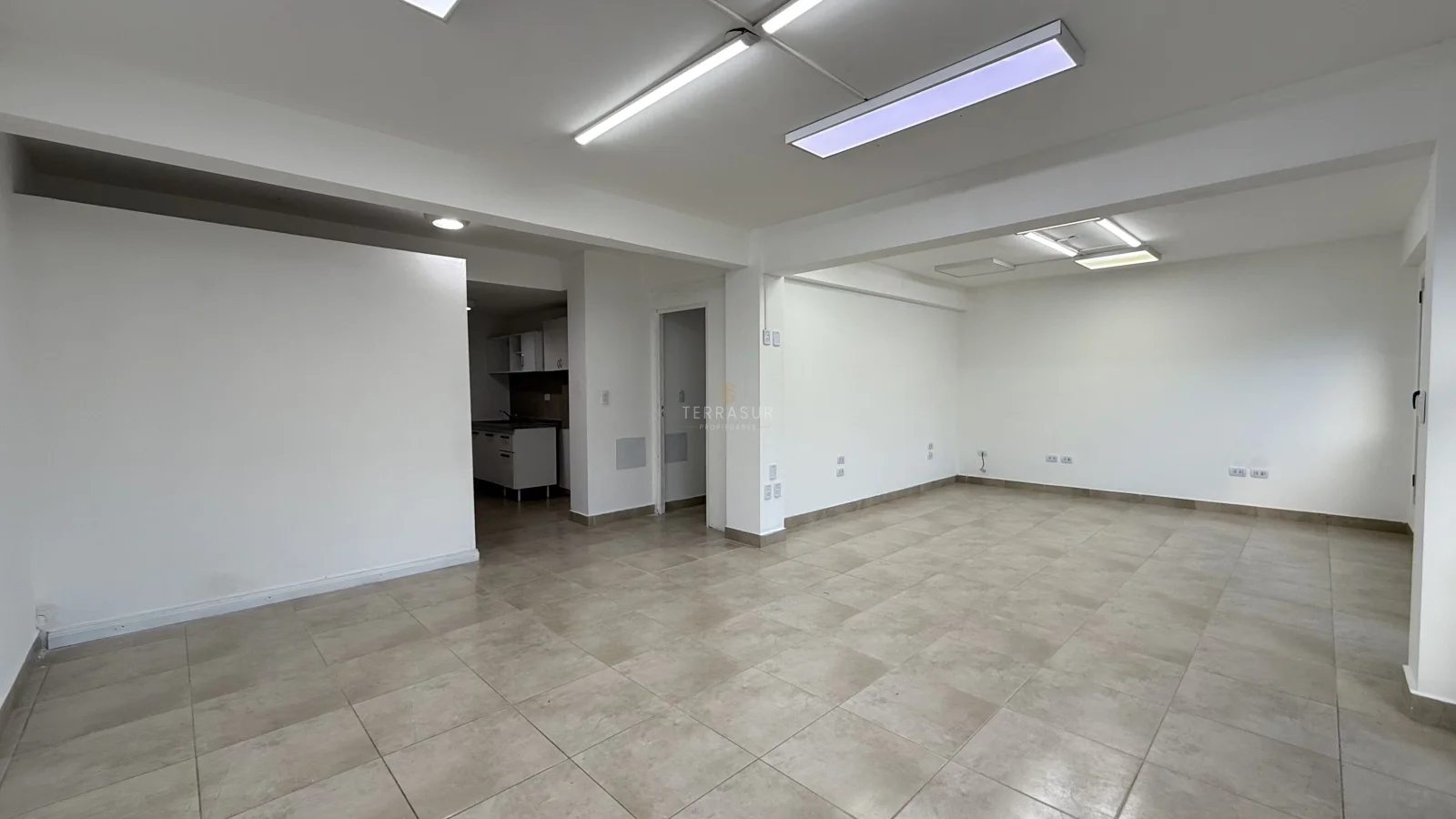 Local comercial en alquiler ubicado en Ushuaia - Imagen 4