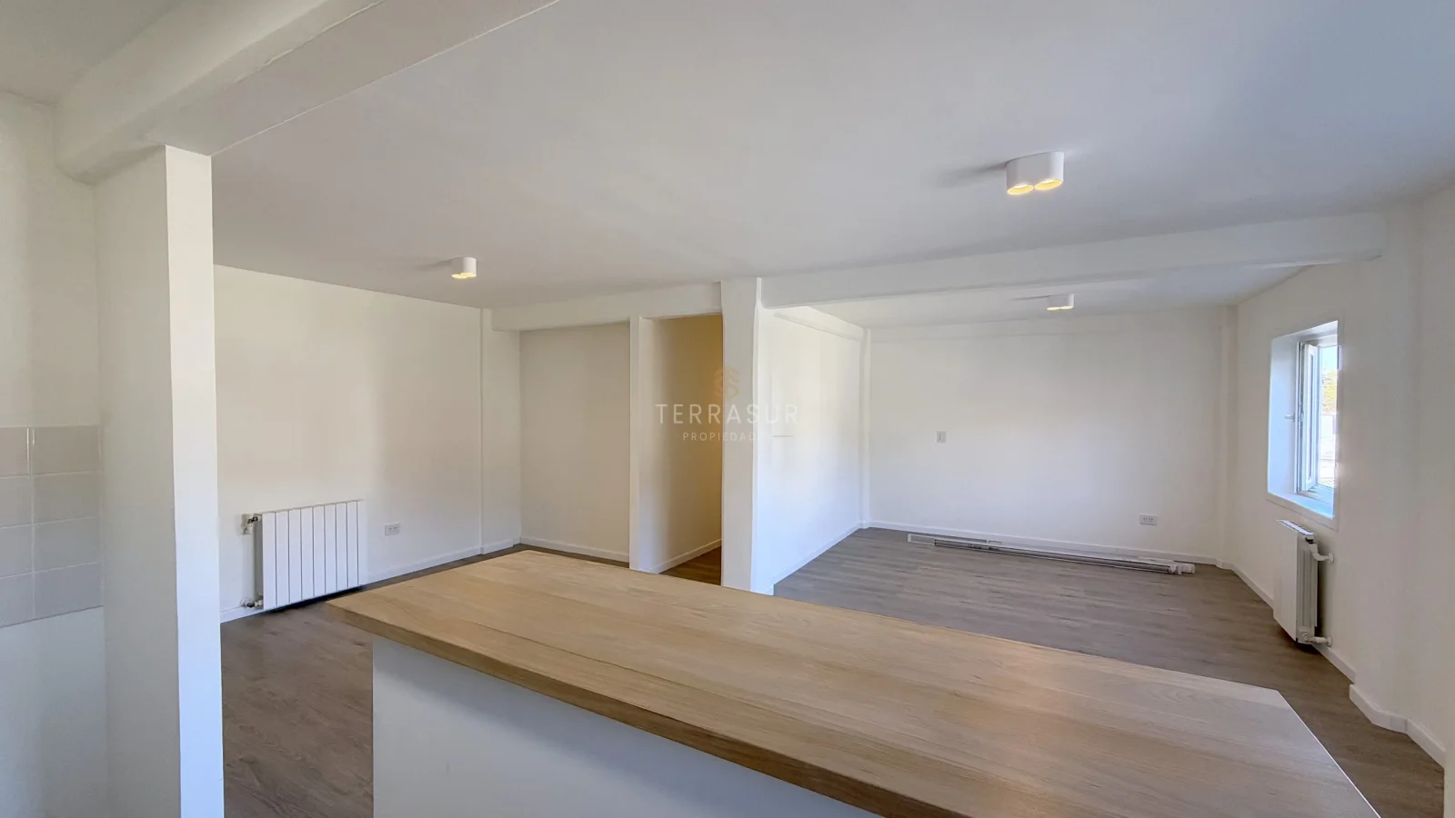 Departamento de 68m², de 2 dormitorios MUY Luminoso y APTO crédito! - Imagen 2