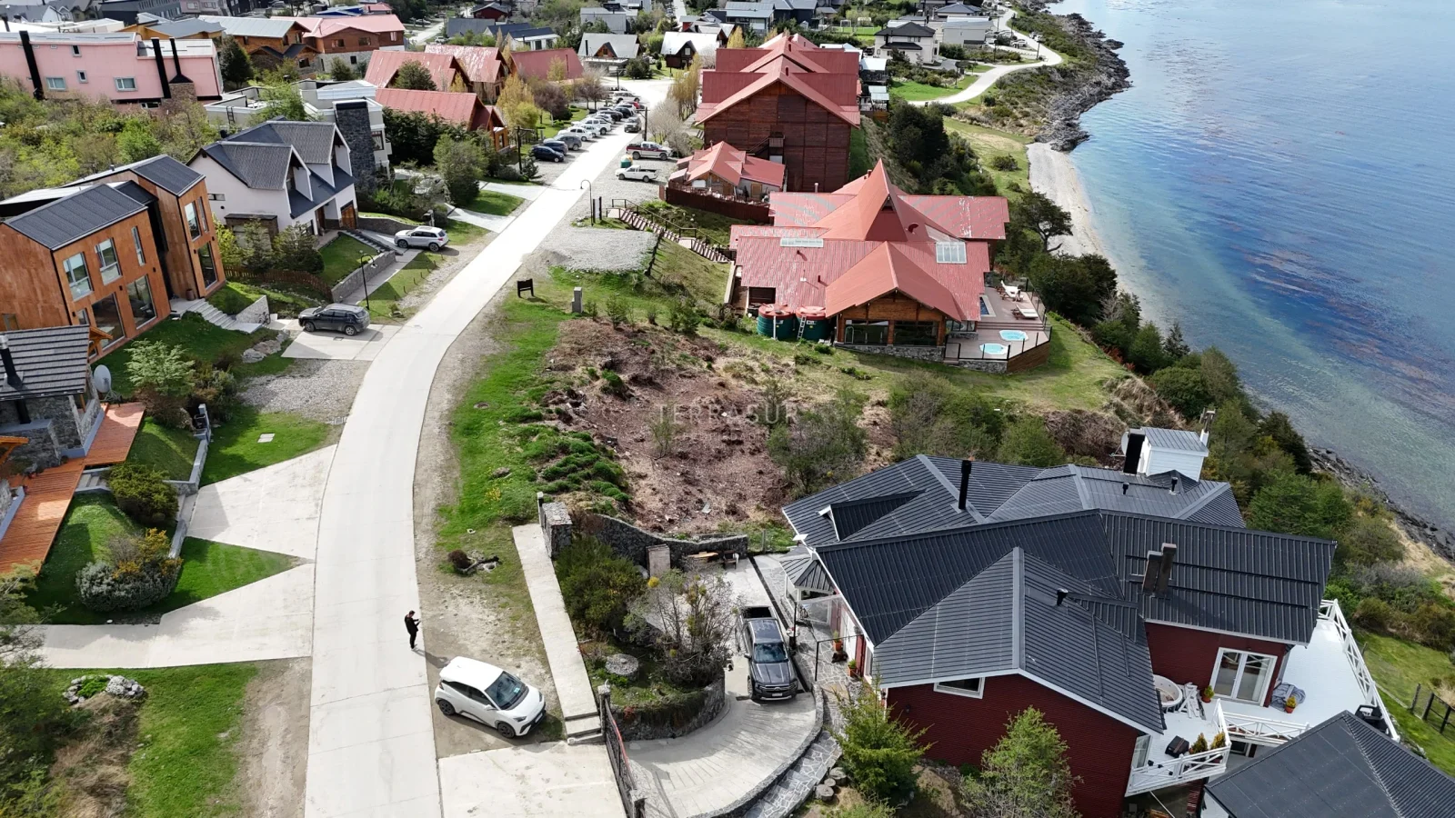 Casa en venta c/ cochera en Ushuaia - Imagen 5