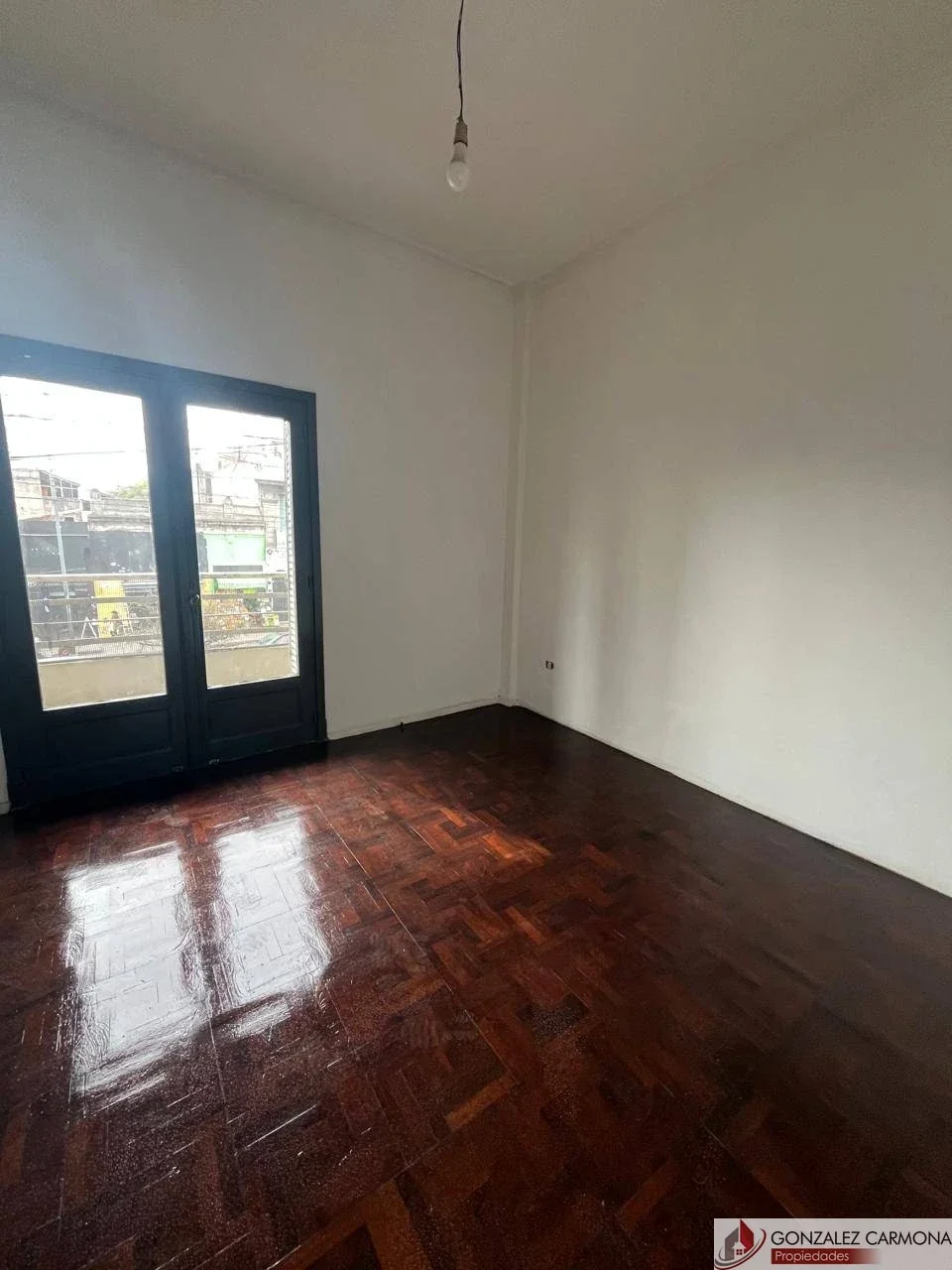 Departamento en alquiler en Floresta - Imagen 1