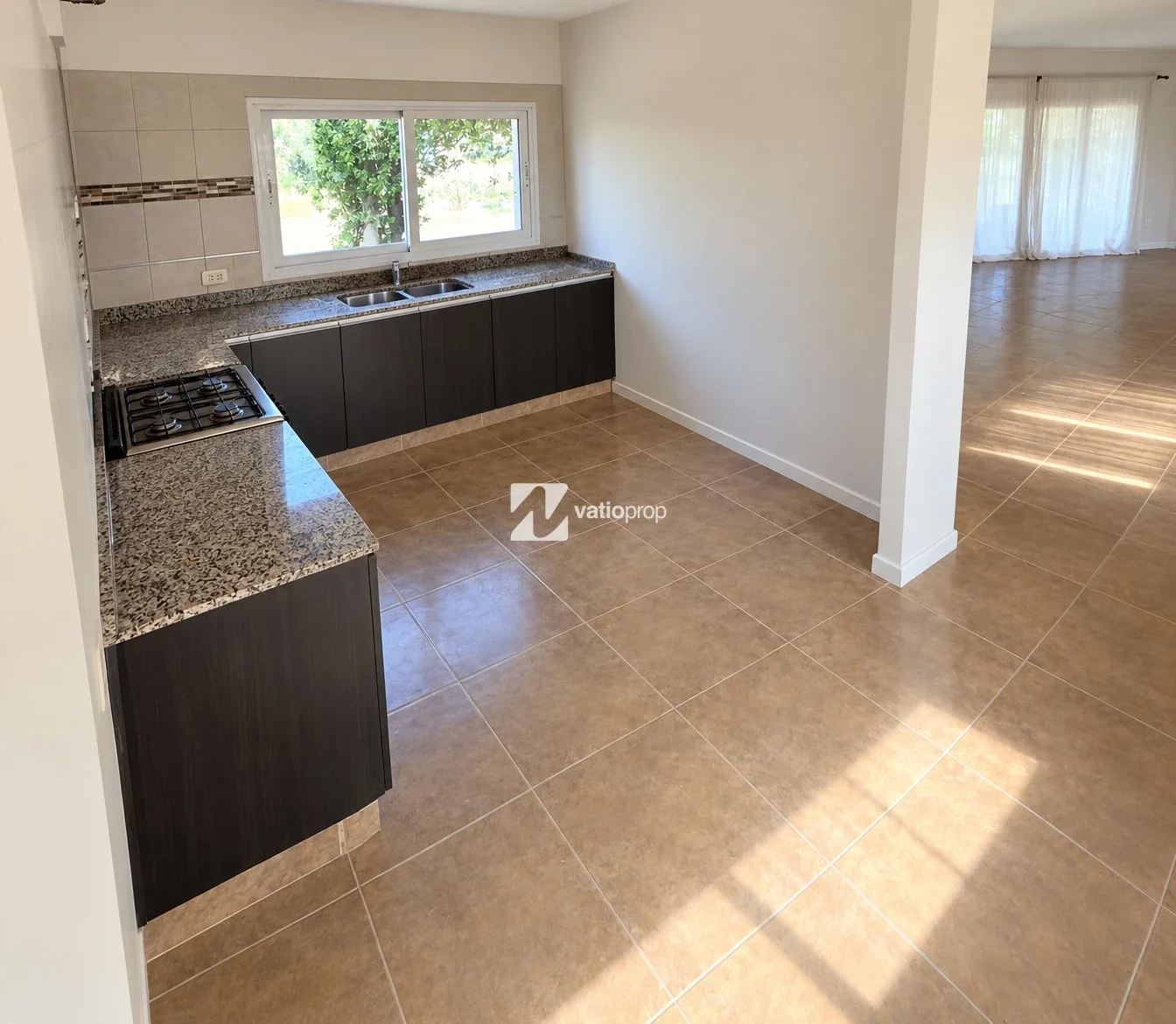 Casa en alquiler en La Fidelina, San Lorenzo | 3 dormitorios y amplio terreno - Imagen 2
