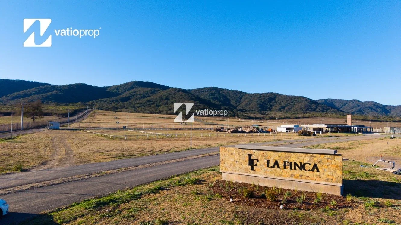 Lotes desde 1.200 m² en Club de Campo La Finca en zona de gran proyección - Imagen 2