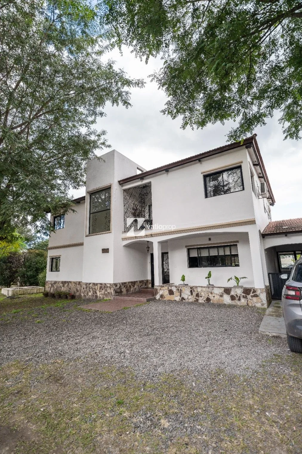 Casa en Praderas de San Lorenzo | 390 m², lote de 1.000 m² y apta crédito - Imagen 3