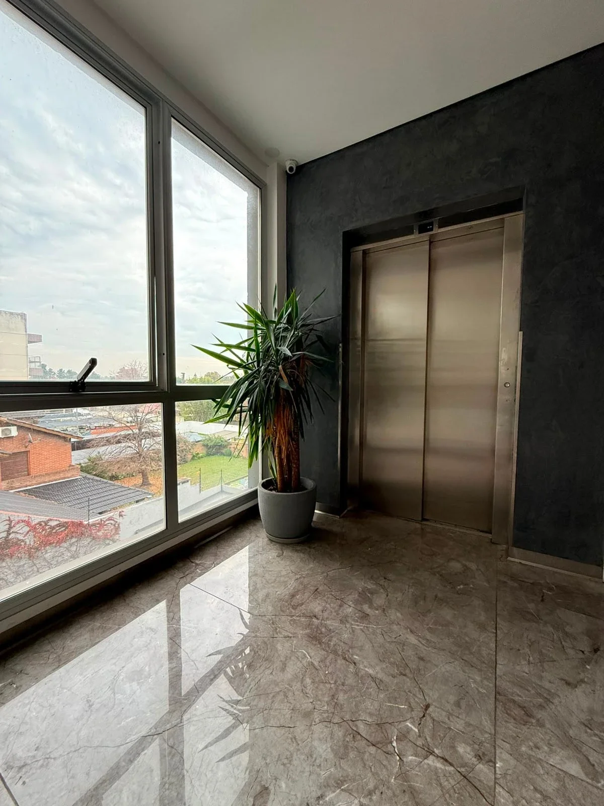 Departamento en alquiler c/ cochera en Moreno - Imagen 5