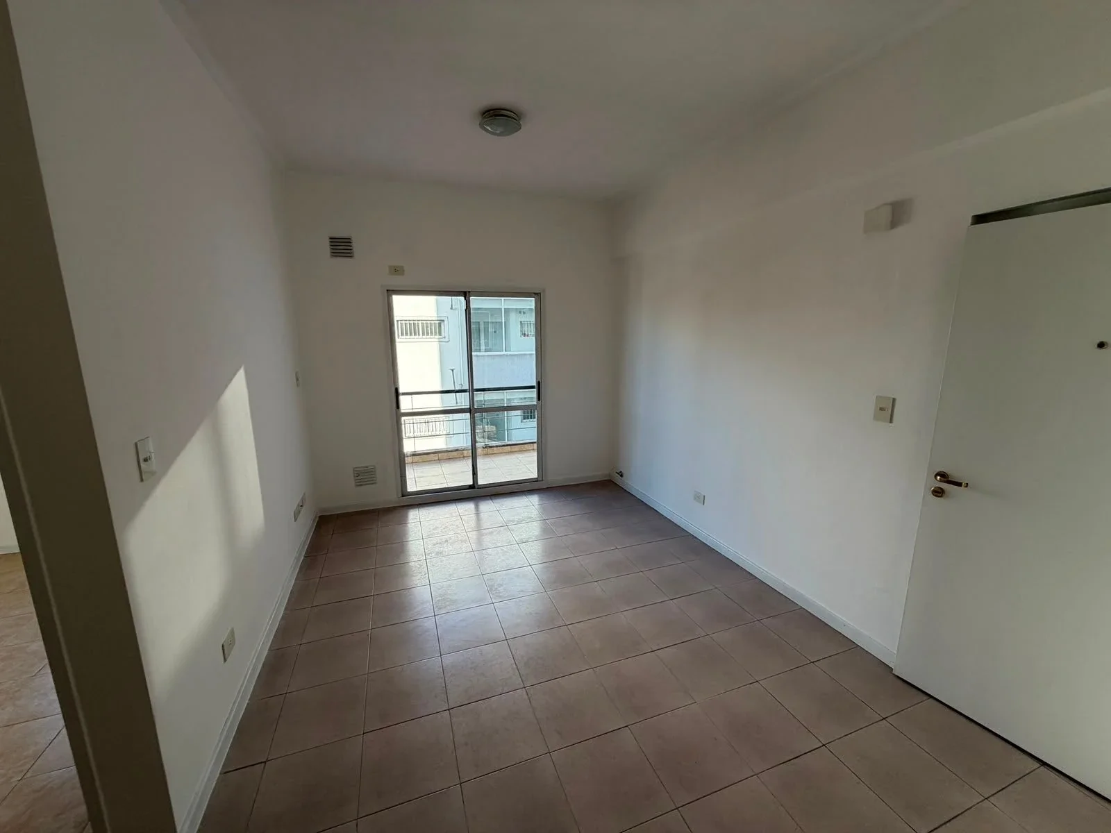 Departamento en alquiler en Moreno - Imagen 2