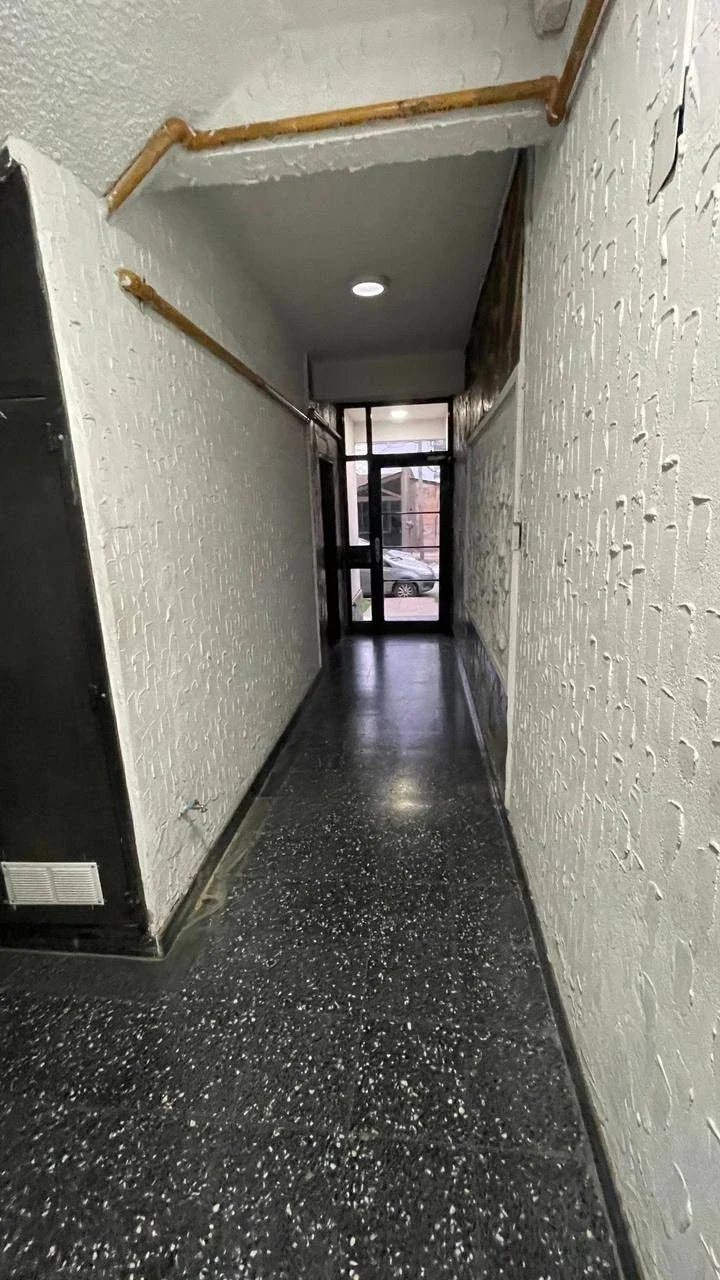 Depto 3 Amb Céntrico En Venta Moreno 75 m² Todos Los Servicios - Imagen 3