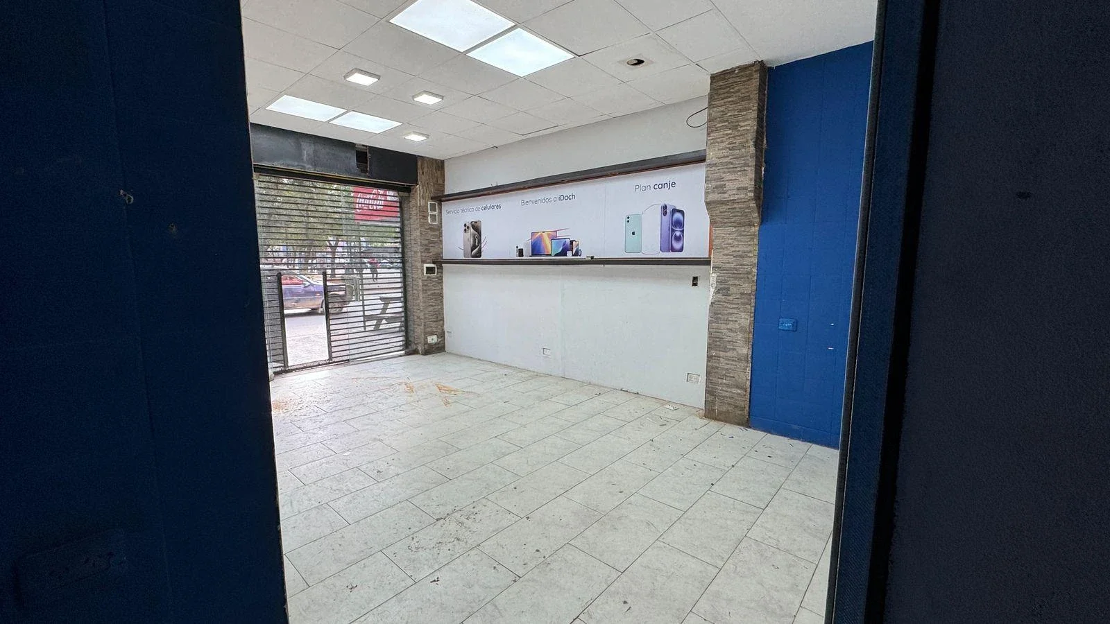 Local comercial en alquiler ubicado en Moreno - Imagen 3