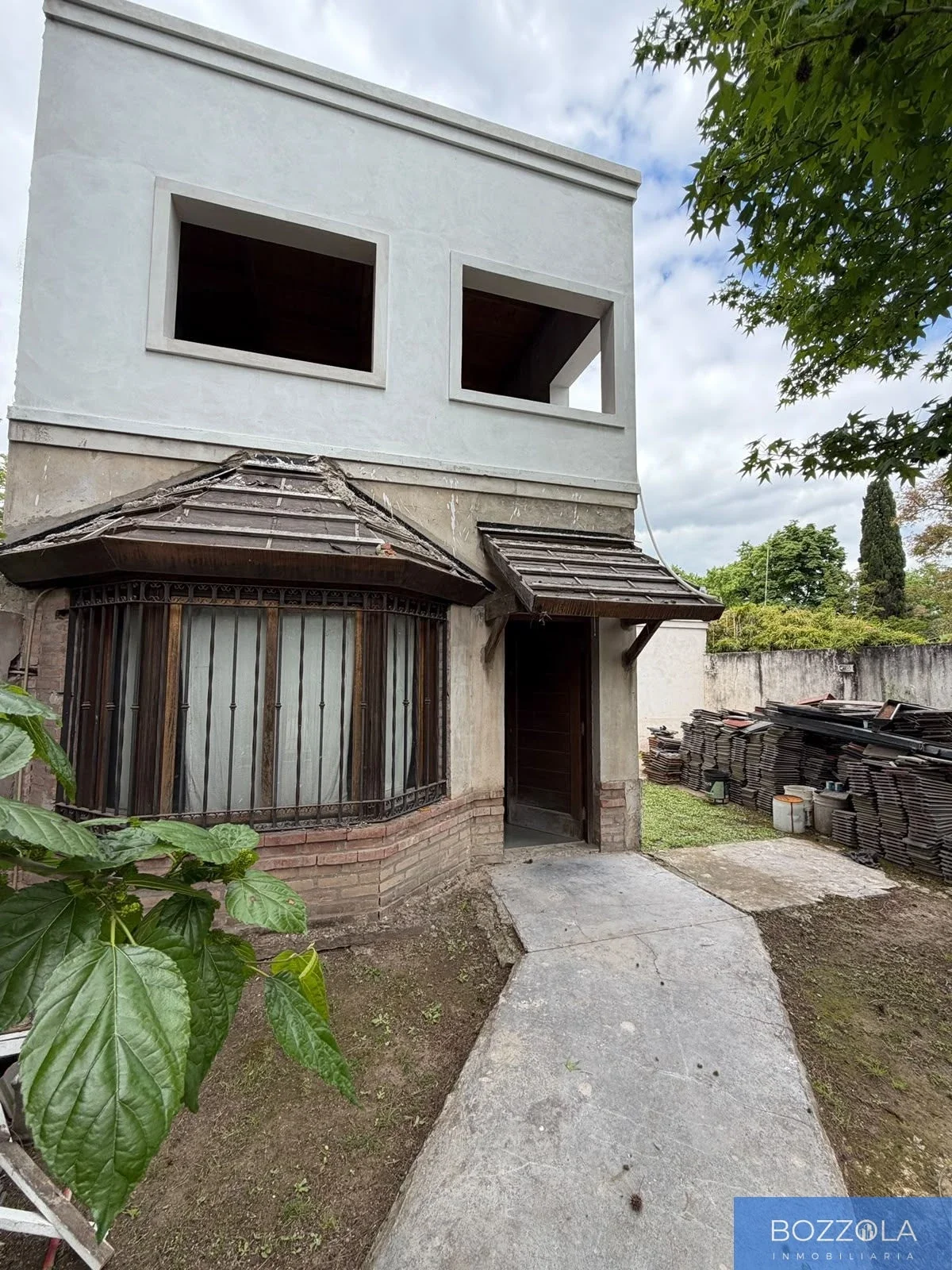Casa en venta c/ cochera en La Reja - Imagen 1