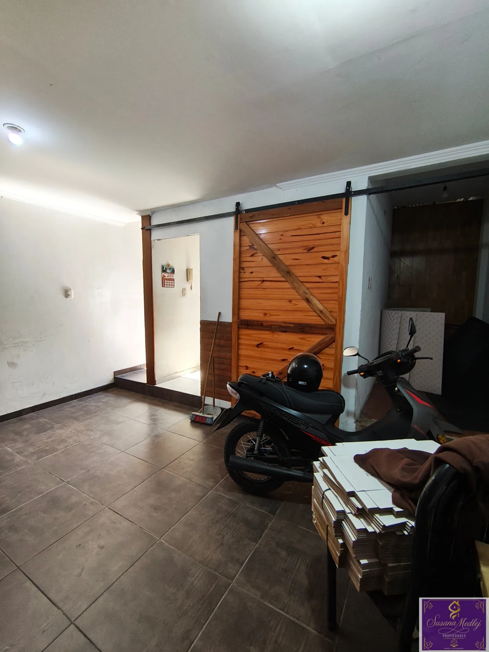 ALQUILER Depósito taller Av. crovara 3200  241m2 La Tablada - Imagen 3