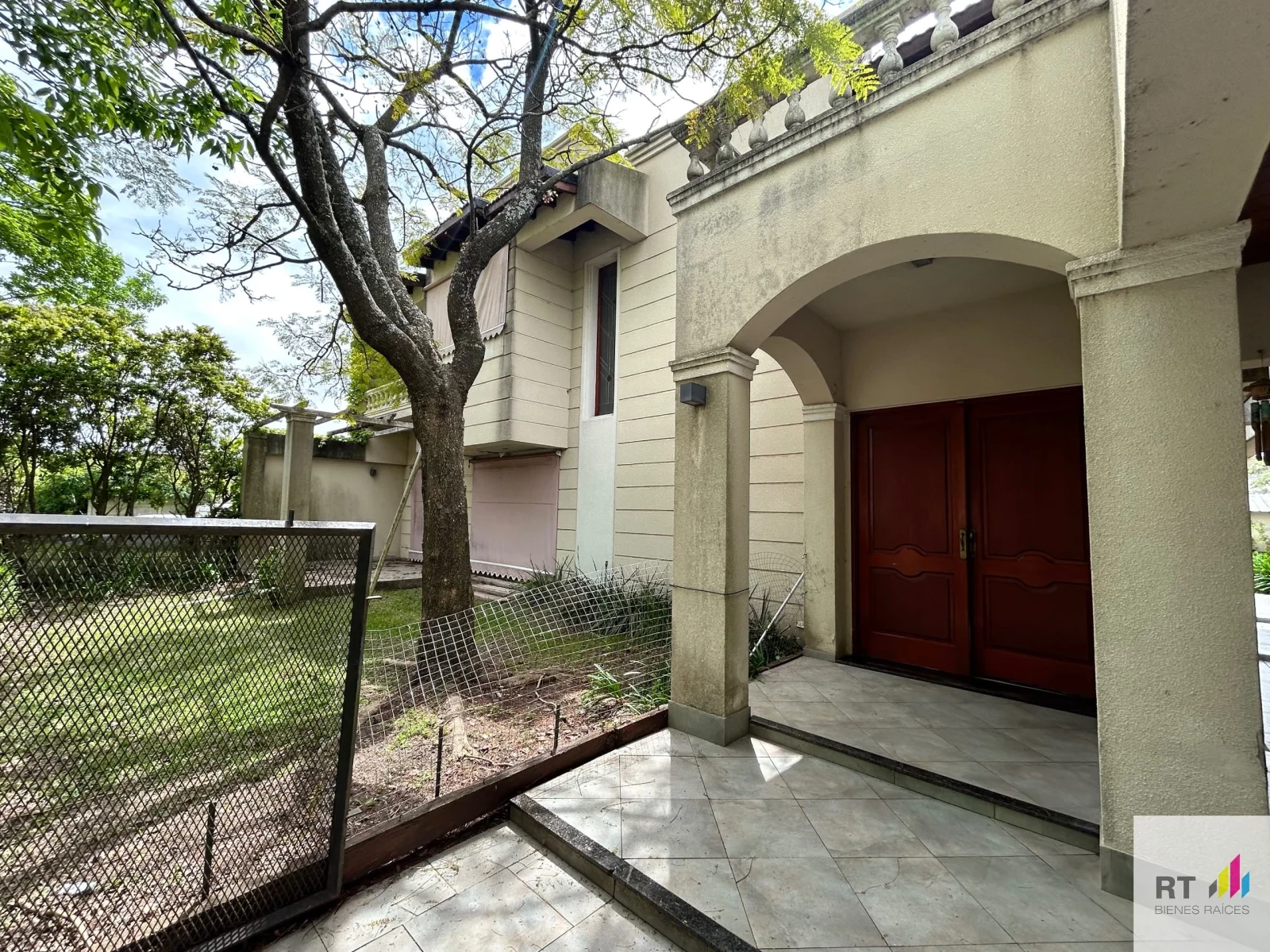 Imponente casa en Villa Amelia - Imagen 3