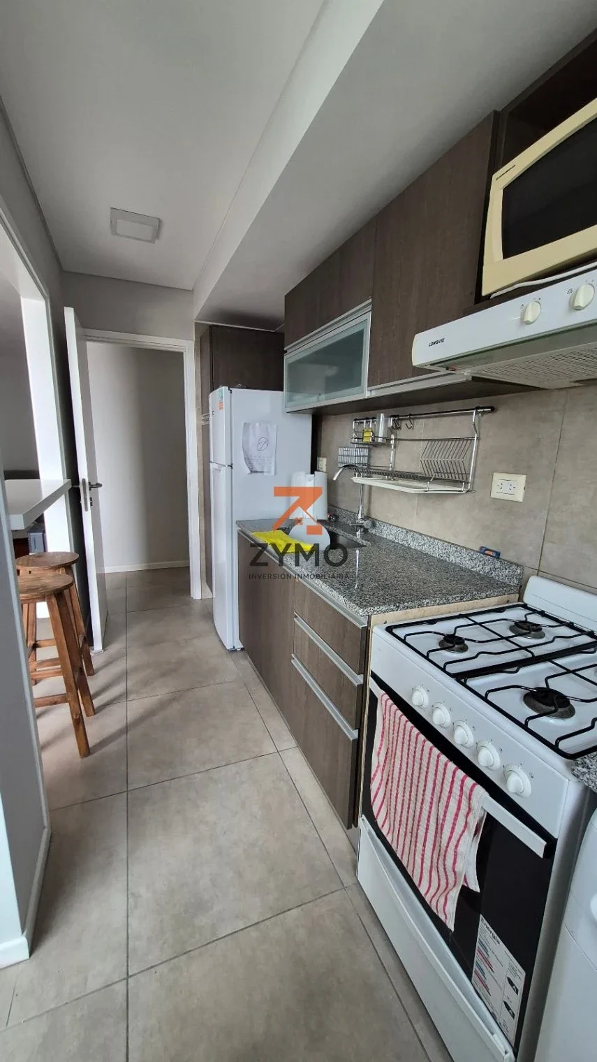 Departamento venta de 2 dorm /2 Baños Complejo Cardinales , Alto Alberdi - Imagen 2