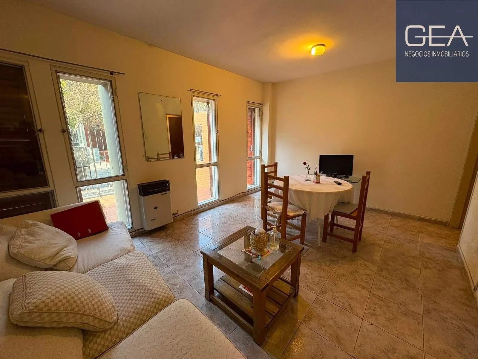 VENTA. VILLA CARLOS PAZ. DEPARTAMENTO 1 DORM. CON PATIO. A UNA CUADRA DE TERMINAL! - Imagen 5