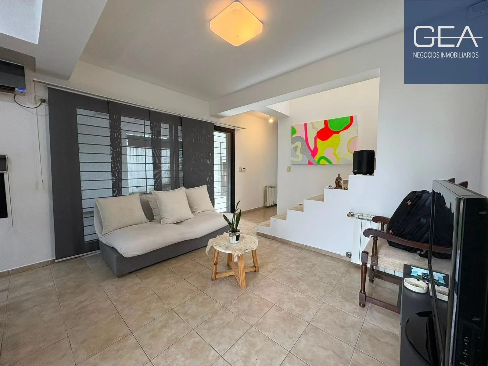 VENTA. VILLA ALLENDE. DÚPLEX EN HOUSING 3 DORMITORIOS. PILETA PROPIA. COCHERA! - Imagen 4
