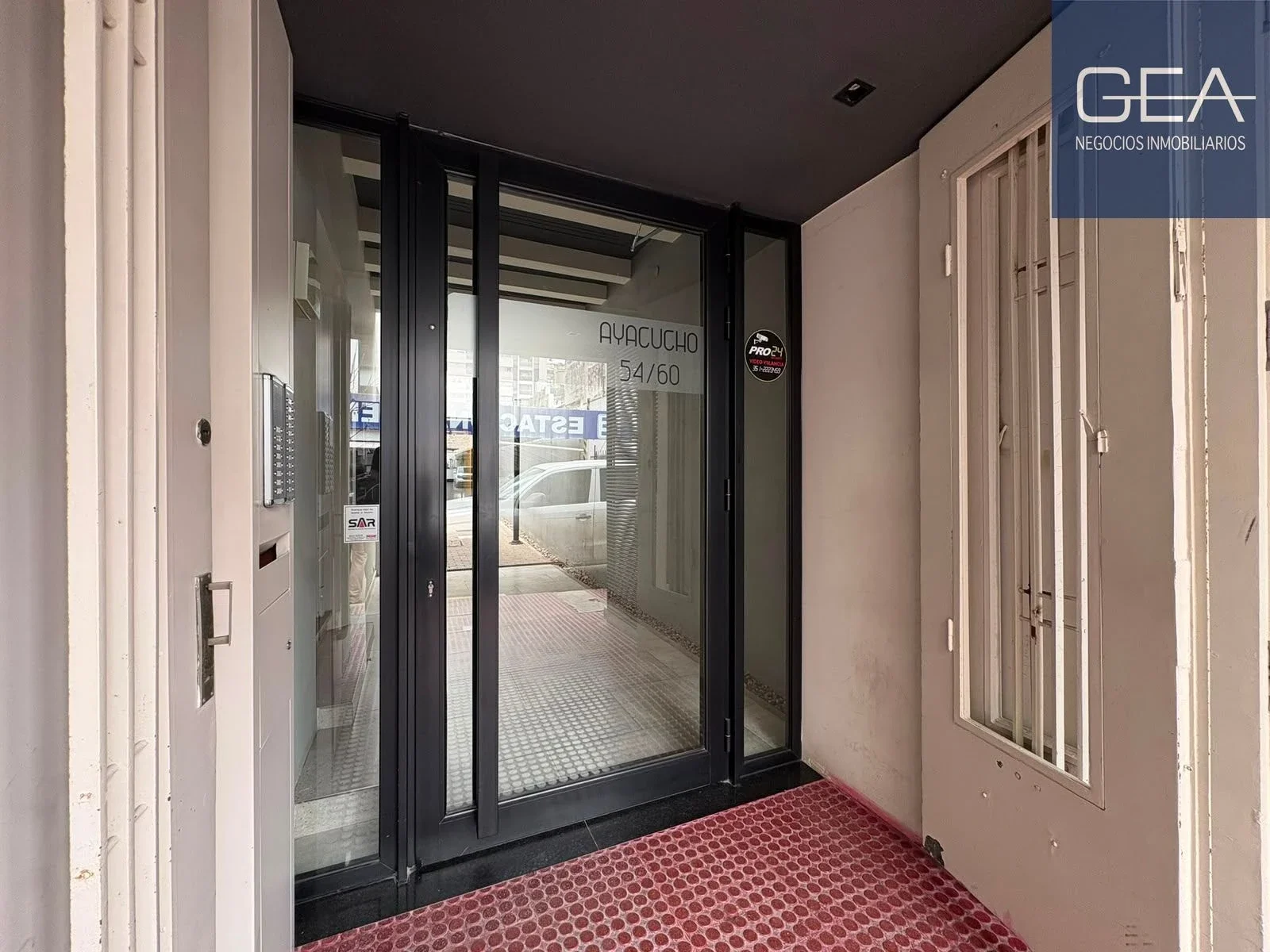 VENTA. CENTRO. CALLE AYACUCHO. DEPARTAMENTO 1 DORM. 2 BALCONES. 2DO PISO - Imagen 5