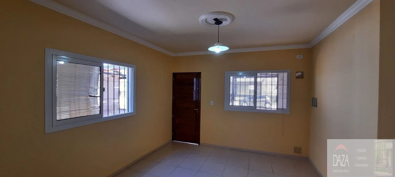 Departamento en alquiler c/ cochera en Jesús Nazareno - Imagen 3
