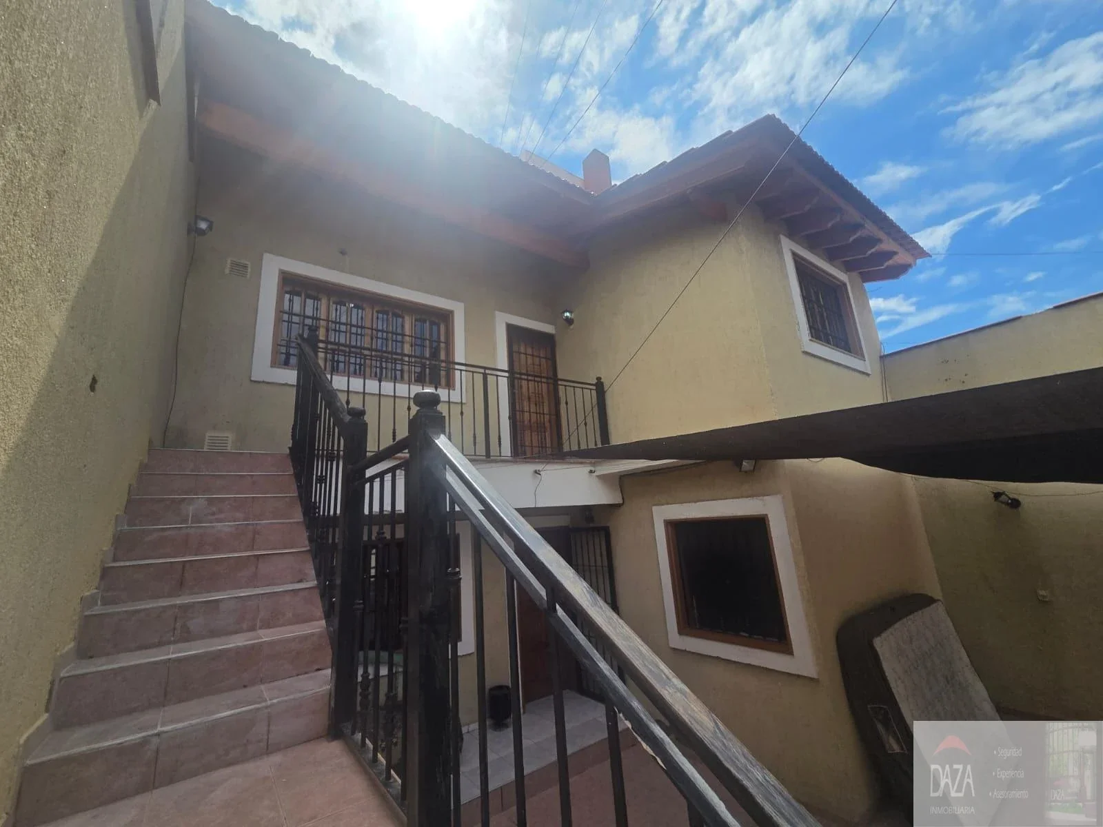 Departamento en alquiler c/ cochera en Villa Nueva - Imagen 2