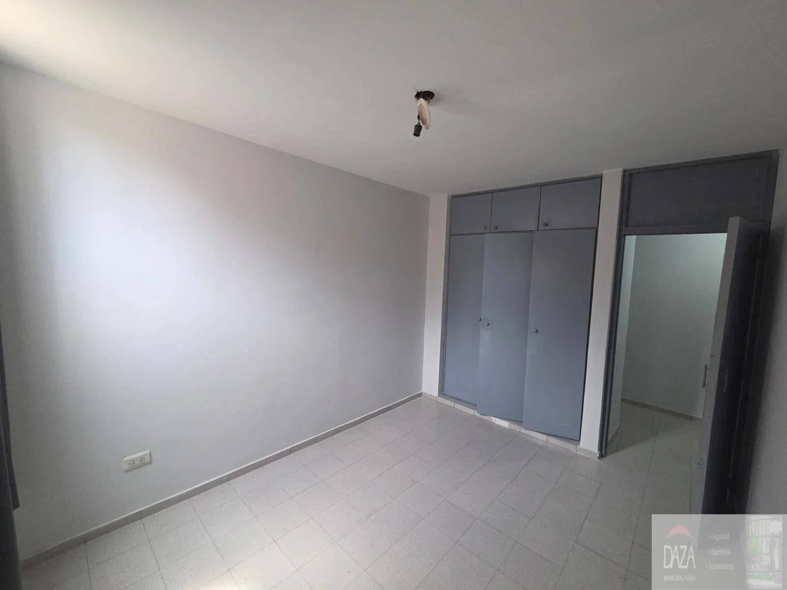 Departamento en alquiler c/ cochera en Pedro Molina - Imagen 4