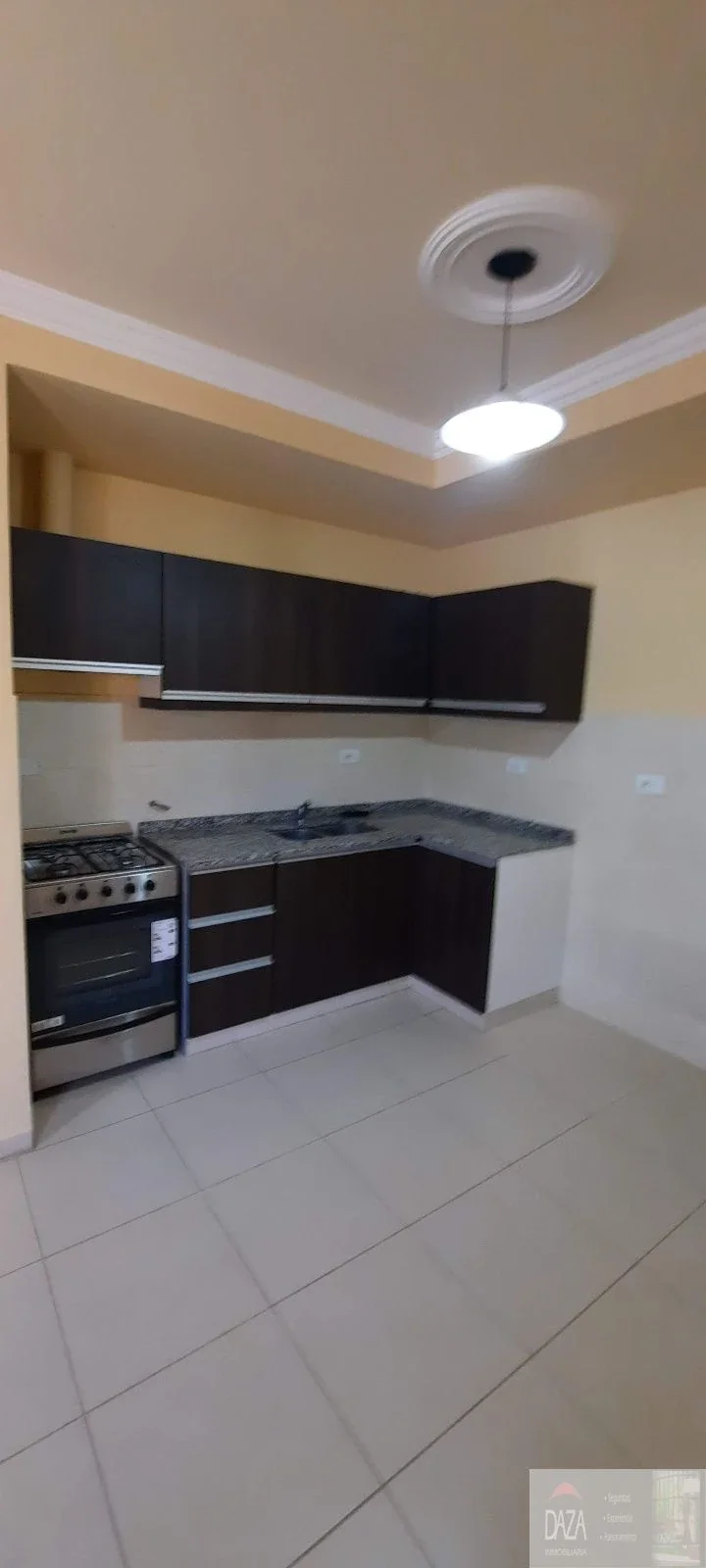 Departamento en alquiler c/ cochera en Jesús Nazareno - Imagen 4