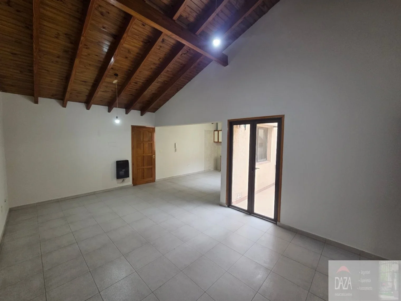 Departamento en alquiler c/ cochera en Rodeo de la Cruz - Imagen 5