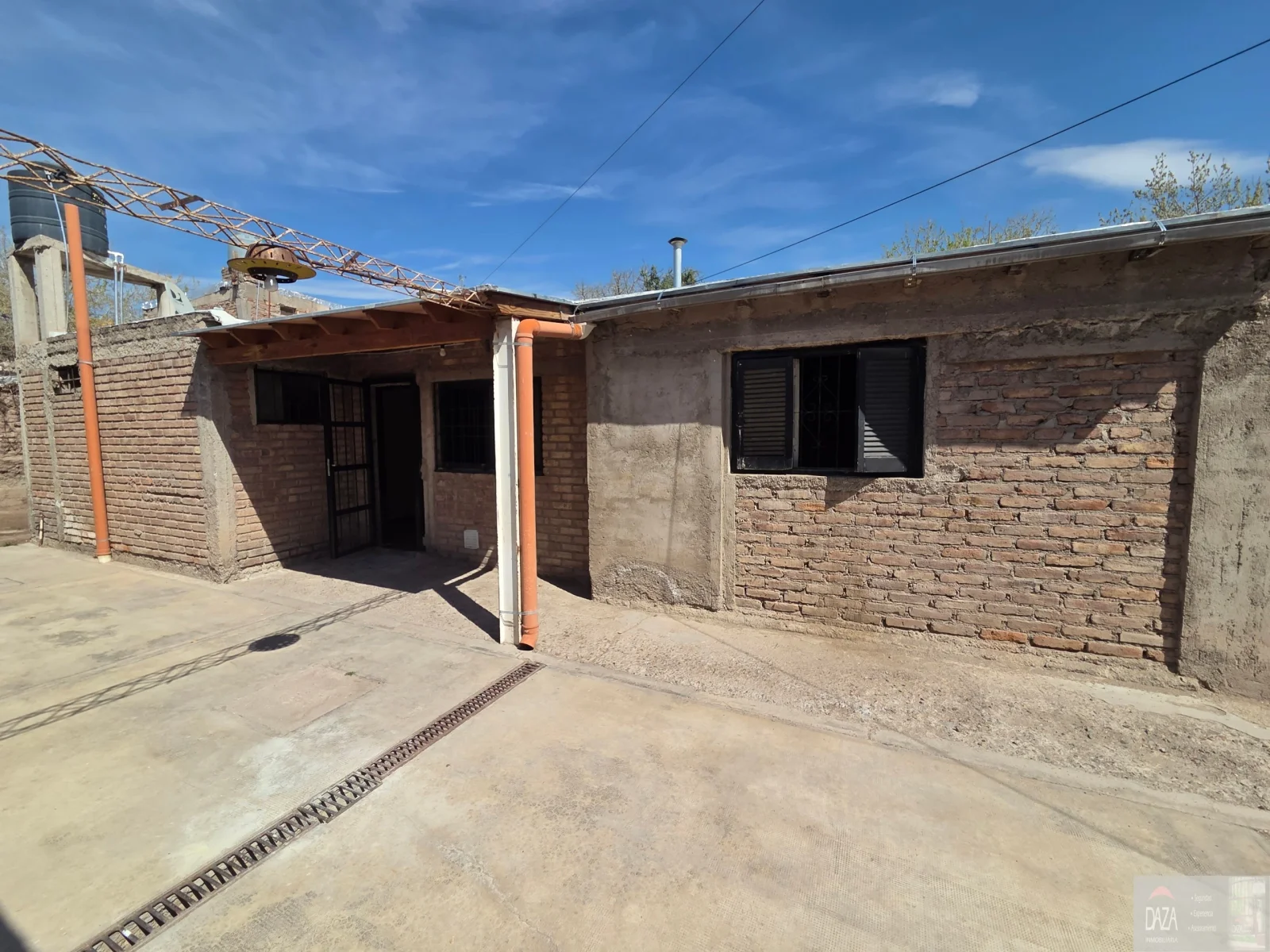 Casa en alquiler c/ cochera en San José - Imagen 5
