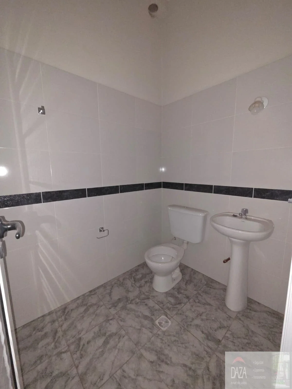 Local comercial en alquiler ubicado en Villa Nueva - Imagen 5